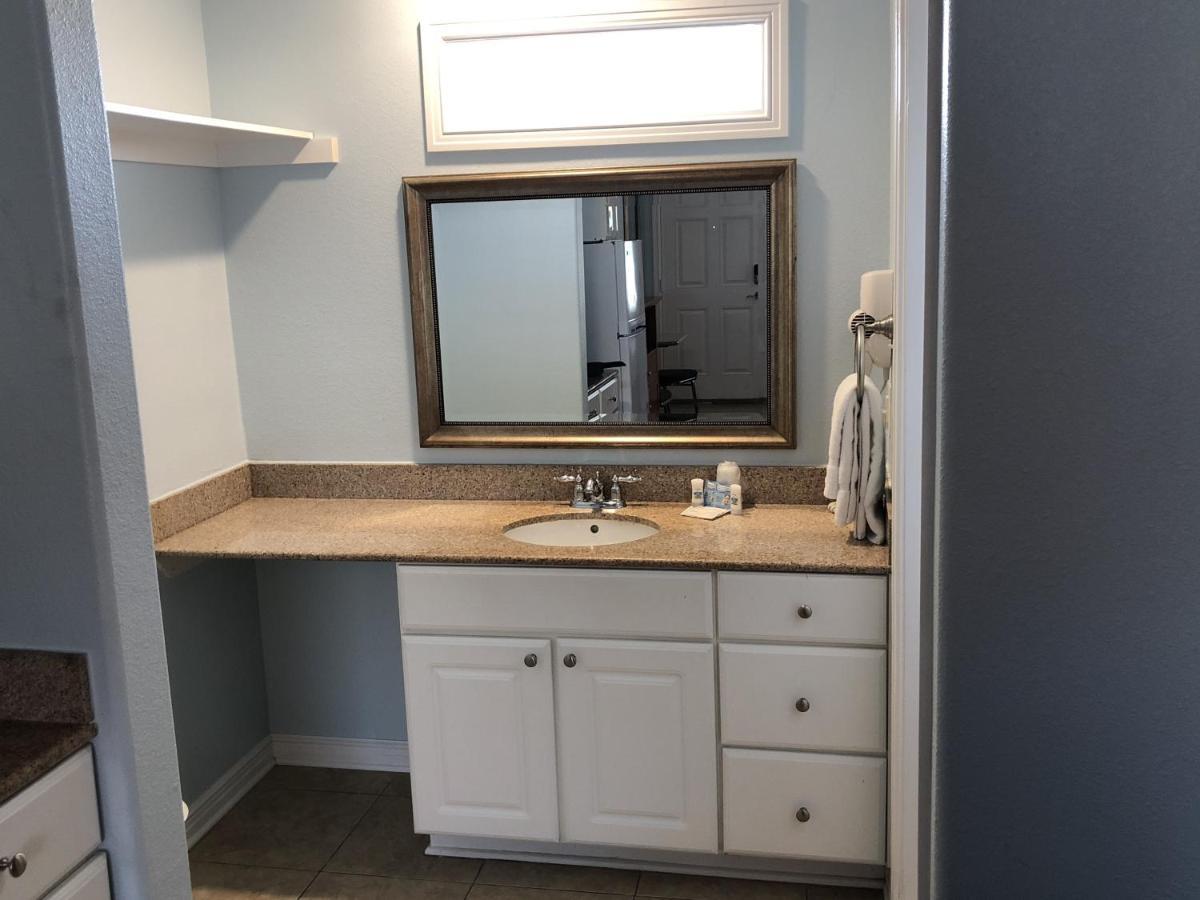 פורט ארנסס One-Bedroom Apartment מראה חיצוני תמונה